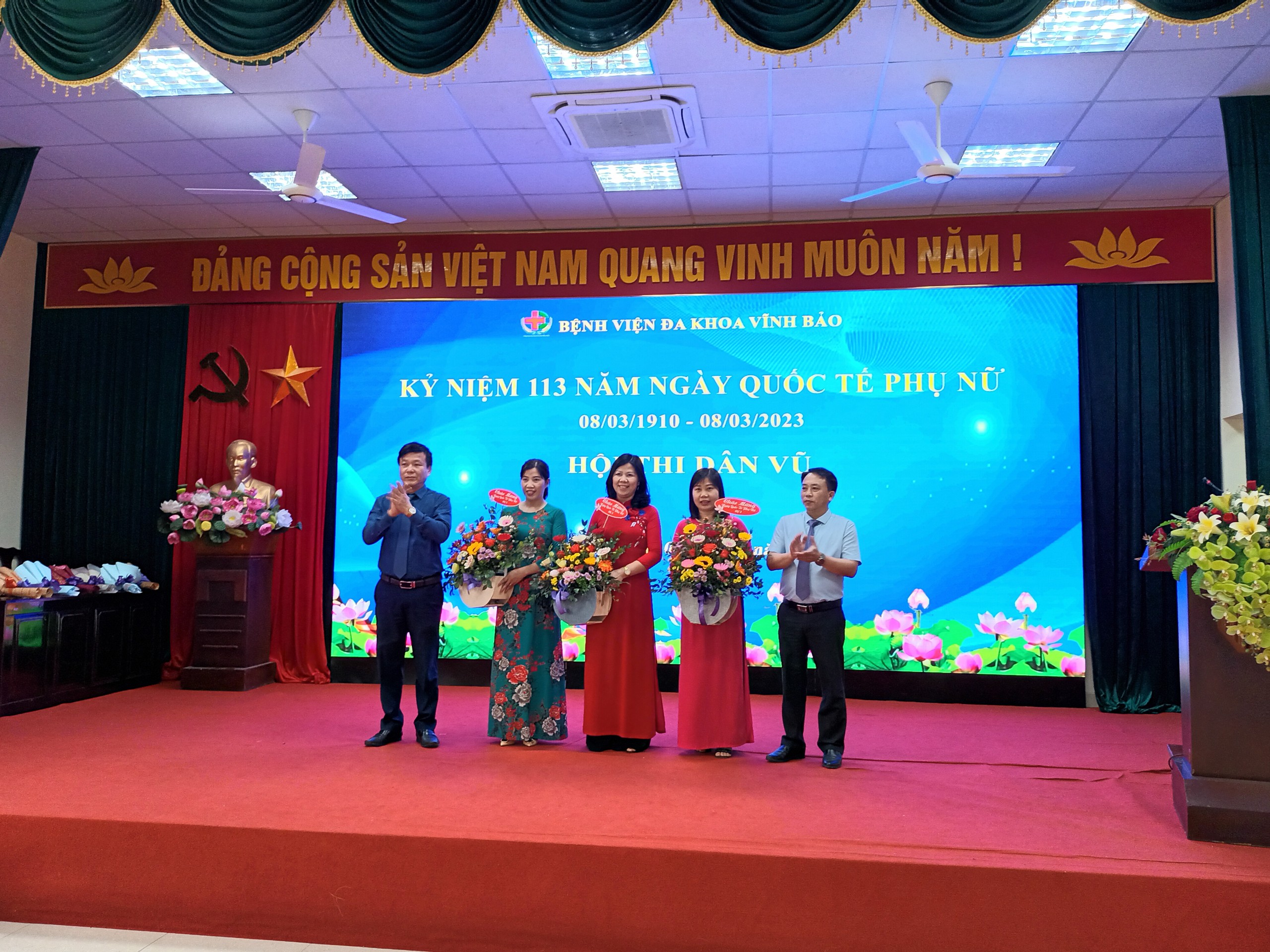 BỆNH VIỆN ĐA  KHOA HUYỆN TỔ CHỨC KỶ NIỆM NGÀY QUỐC TẾ PHỤ NỮ 8/3 VÀ HỘI THI DÂN VŨ